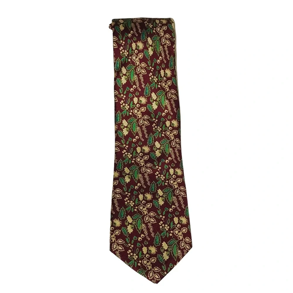 Vtg PIERRE CARDIN 100% Silk Burgundy Green Berries Leaf Holiday Neck Tie NEW